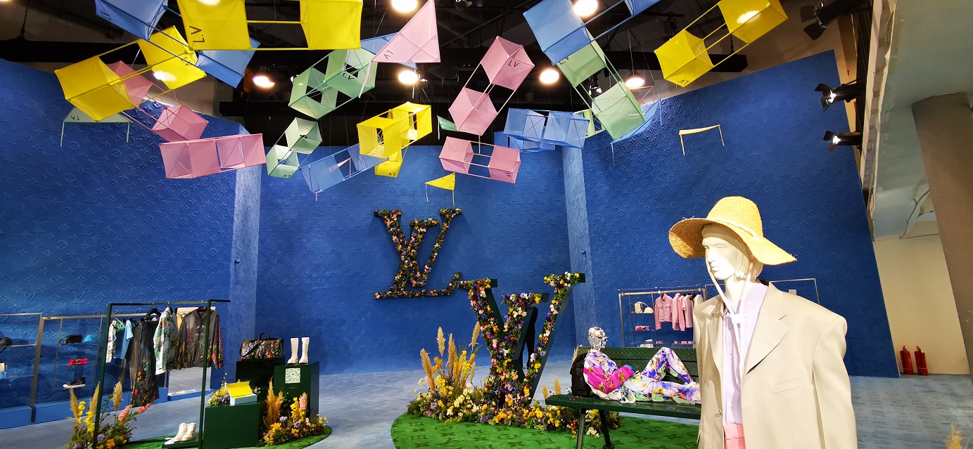 Louis Vuitton2020春夏系列快閃店（北京），在三里屯太古里紅館耀眼登陸！